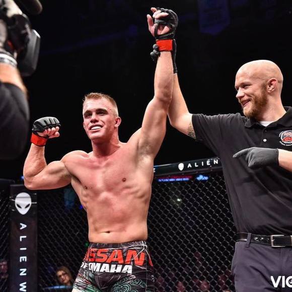 Meet your Posher, Troy - Picture 1 of 1